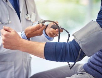 誘發(fā)高血壓的四個(gè)不良習(xí)慣，90%的人都在做！