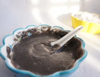 做個(gè)秀發(fā)如云的美人——三七黑芝麻糊